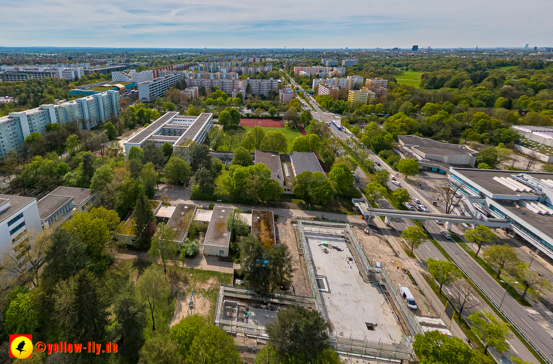 04.05.2023 - Luftbilder vom Haus für Kinder in Neuperlach